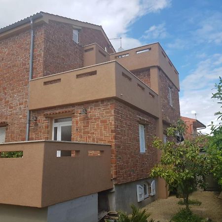 Allure Apartment Корнич Экстерьер фото