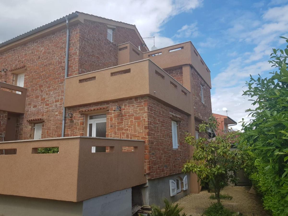 Allure Apartment Корнич Экстерьер фото
